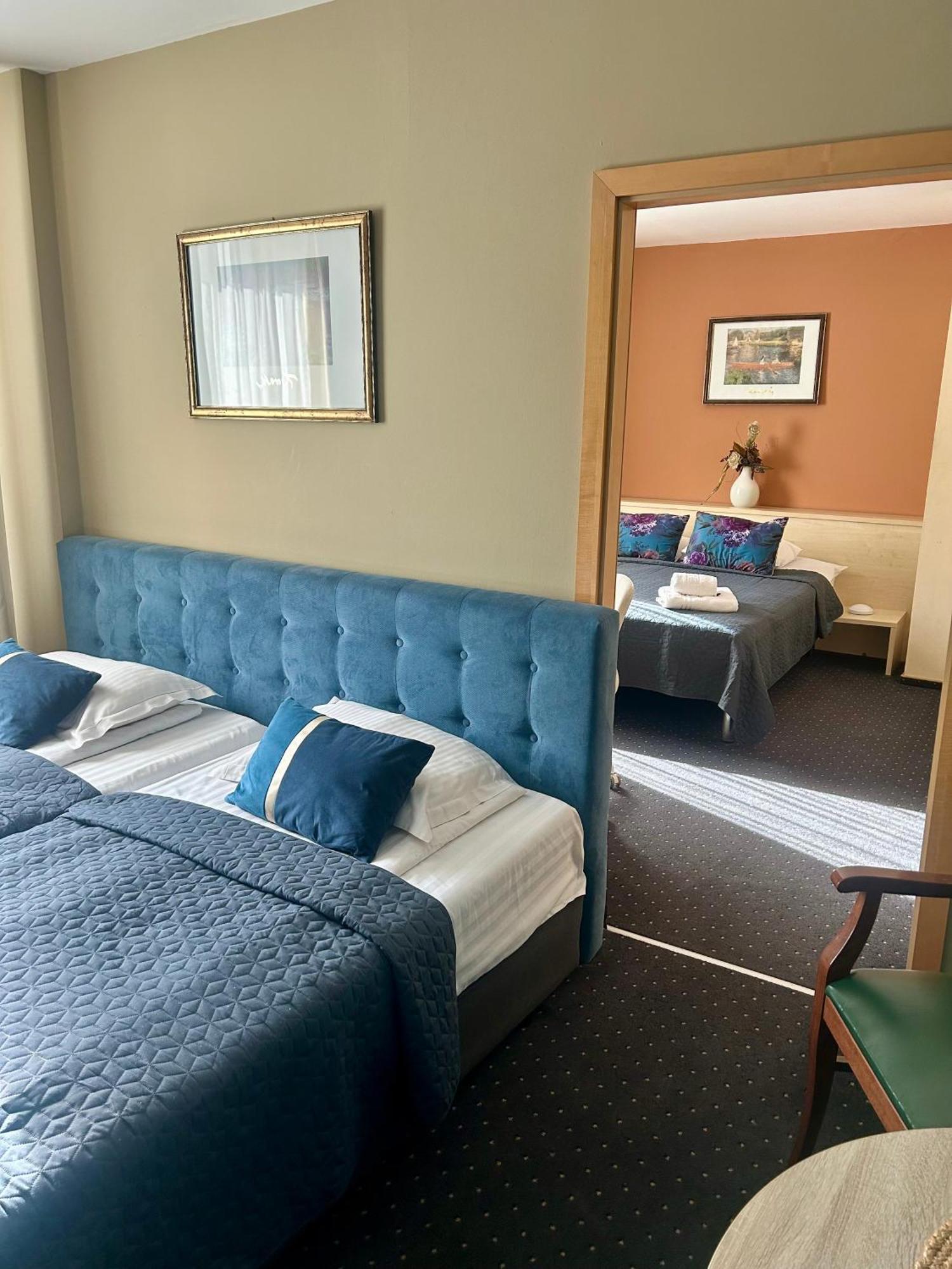 Hotel Pacific تيميشورا المظهر الخارجي الصورة